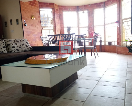 Imagem Sobrado com 3 Quartos à Venda, 360 m² em Vila Mauricéia - Montes Claros Imagem Sobrado com 3 Quartos à Venda, 360 m² em Vila Mauricéia - Montes Claros