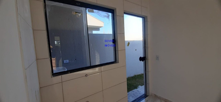 Imagem Casa com 2 Quartos à Venda, 39 m² em Campo De Santana - Curitiba Imagem Casa com 2 Quartos à Venda, 39 m² em Campo De Santana - Curitiba