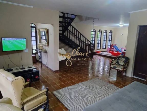 Imagem Casa com 3 Quartos à Venda, 600 m² em Colibris - Embu-guaçu Imagem Casa com 3 Quartos à Venda, 600 m² em Colibris - Embu-guaçu