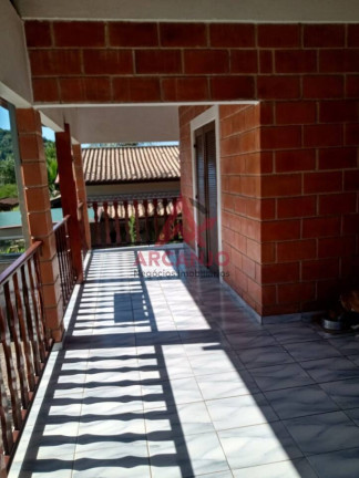 Imagem Sobrado com 4 Quartos à Venda, 300 m² em Ressaca - Ubatuba Imagem Sobrado com 4 Quartos à Venda, 300 m² em Ressaca - Ubatuba