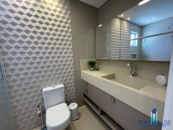 Imagem Apartamento com 3 Quartos à Venda, 197 m² em Pioneiros - Balneário Camboriú Imagem Apartamento com 3 Quartos à Venda, 197 m² em Pioneiros - Balneário Camboriú