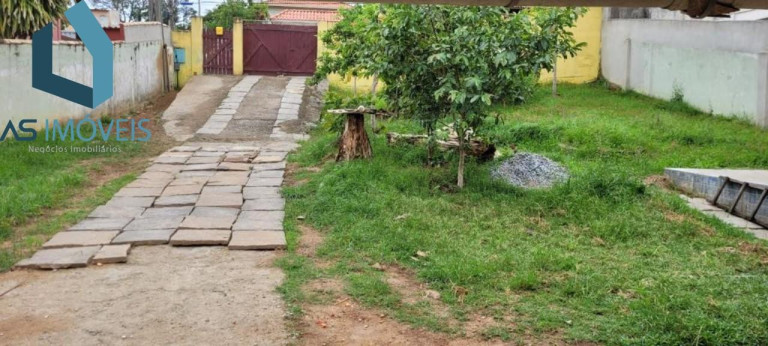 Imagem Casa com 3 Quartos à Venda, 600 m² em Balneário São Pedro - São Pedro Da Aldeia