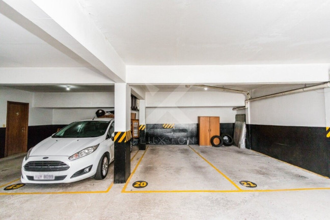 Imagem Apartamento com 3 Quartos à Venda, 132 m² em Auxiliadora - Porto Alegre Imagem Apartamento com 3 Quartos à Venda, 132 m² em Auxiliadora - Porto Alegre