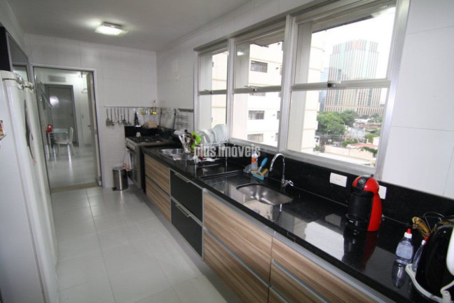 Imagem Apartamento com 3 Quartos à Venda, 268 m² em Itaim Bibi - São Paulo Imagem Apartamento com 3 Quartos à Venda, 268 m² em Itaim Bibi - São Paulo