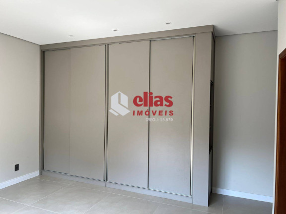 Imagem Casa de Condomínio com 3 Quartos à Venda, 250 m² em Jardim Shangri-lá - Bauru