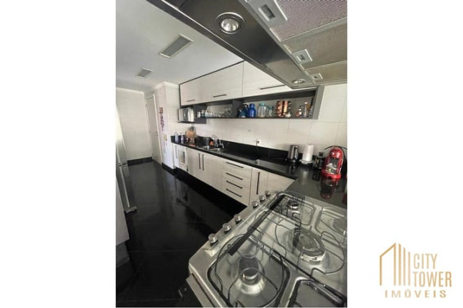 Apartamento com 3 Quartos à Venda, 192 m² em Aclimação - São Paulo