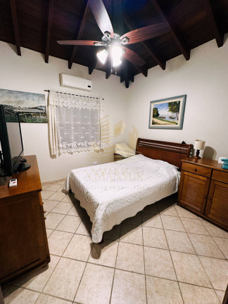 Imagem Casa com 5 Quartos para Temporada, 390 m² em Bertioga