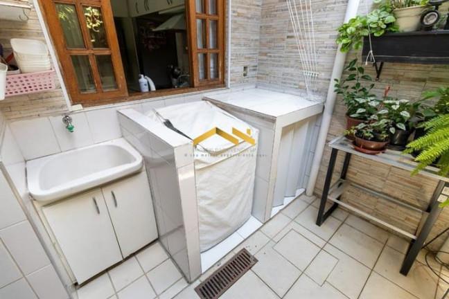 Imagem Casa com 2 Quartos à Venda, 96 m² em Vila Alexandria - São Paulo Imagem Casa com 2 Quartos à Venda, 96 m² em Vila Alexandria - São Paulo