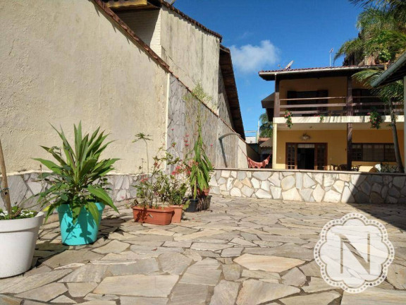 Imagem Sobrado com 4 Quartos à Venda, 302 m² em Campos Elíseos - Itanhaém Imagem Sobrado com 4 Quartos à Venda, 302 m² em Campos Elíseos - Itanhaém