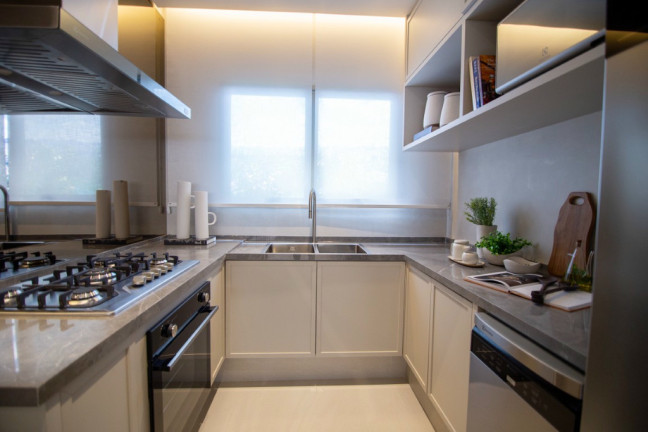 Imagem Imóvel com 4 Quartos à Venda, 258 m² em Moema - São Paulo Imagem Imóvel com 4 Quartos à Venda, 258 m² em Moema - São Paulo