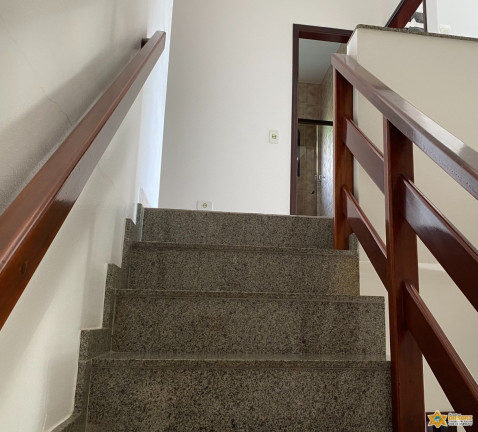 Imagem Sobrado com 6 Quartos à Venda, 200 m² em Umuarama - Ubatuba Imagem Sobrado com 6 Quartos à Venda, 200 m² em Umuarama - Ubatuba