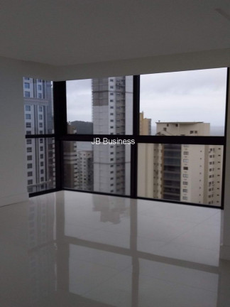Imagem Imóvel com 3 Quartos à Venda, 122 m² em Centro - Balneário Camboriú