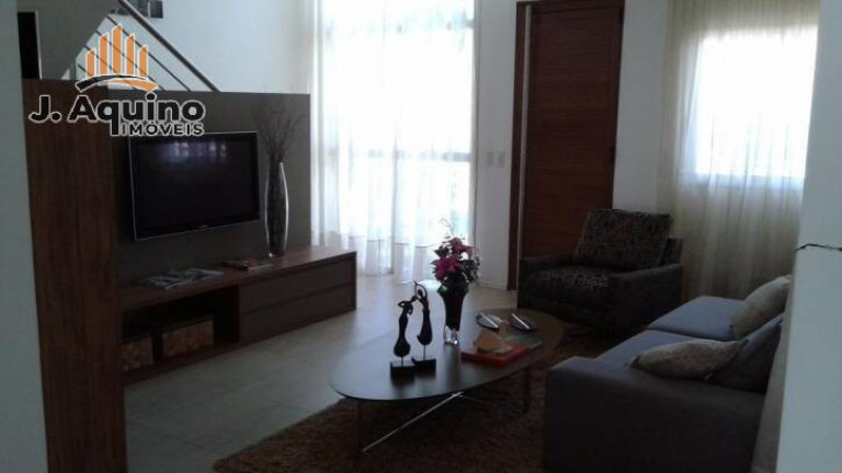 Imagem Casa de Condomínio com 4 Quartos à Venda, 215 m² em Lagoa Redonda - Fortaleza Imagem Casa de Condomínio com 4 Quartos à Venda, 215 m² em Lagoa Redonda - Fortaleza