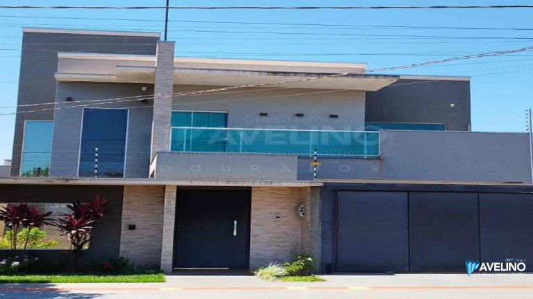 Sobrado com 4 Quartos à Venda, 310 m² em Alto Da Boa Vista - Dourados