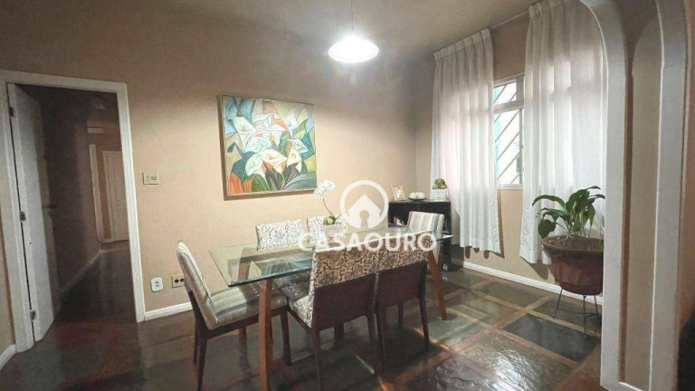 Imagem Apartamento com 4 Quartos à Venda, 139 m² em Santo Antônio - Belo Horizonte