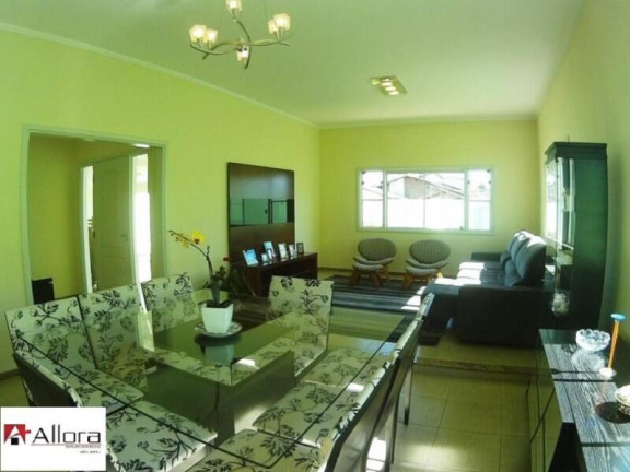 Imagem Casa com 3 Quartos à Venda, 450 m² em Centro - Pouso Alegre Imagem Casa com 3 Quartos à Venda, 450 m² em Centro - Pouso Alegre