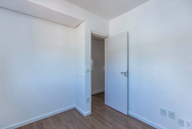 Imagem Imóvel com 3 Quartos à Venda, em Petrópolis - Porto Alegre Imagem Imóvel com 3 Quartos à Venda, em Petrópolis - Porto Alegre