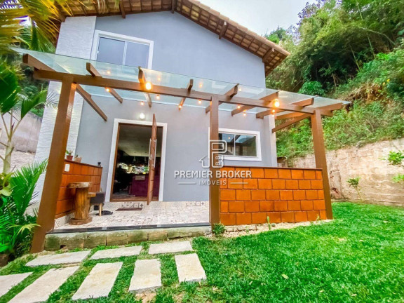 Casa com 5 Quartos à Venda, 240 m² em Araras - Teresópolis