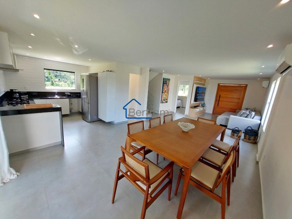 Imagem Casa com 4 Quartos à Venda, 190 m² em Porto Bracuhy - Angra Dos Reis