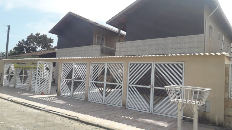 Imagem Sobrado com 2 Quartos à Venda, 64 m² em Itaóca - Mongaguá Imagem Sobrado com 2 Quartos à Venda, 64 m² em Itaóca - Mongaguá