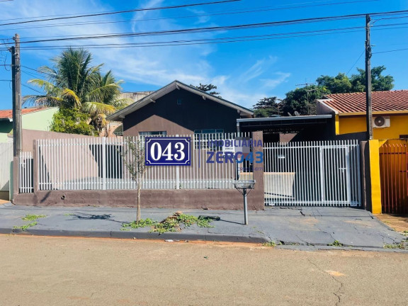 Casa com 4 Quartos à Venda, 220 m² em Cafezal - Londrina