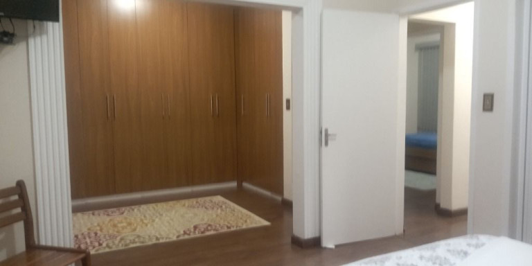 Imagem Casa com 3 Quartos à Venda, 184 m² em Centro - Suzano