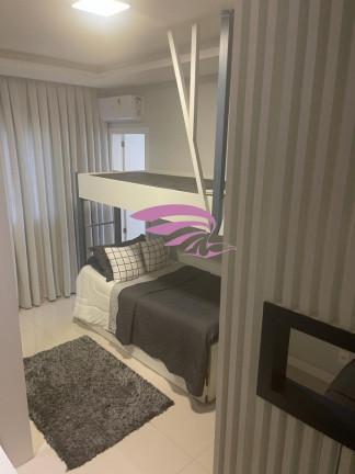 Imagem Imóvel com 4 Quartos à Venda, 210 m² em Meia Praia - Itapema Imagem Imóvel com 4 Quartos à Venda, 210 m² em Meia Praia - Itapema