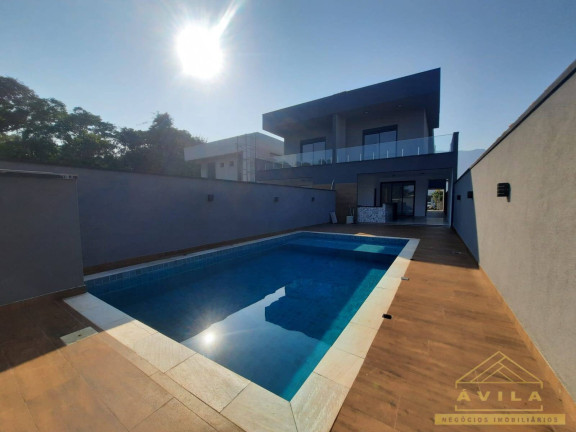 Casa à Venda, 502 m² em Bertioga