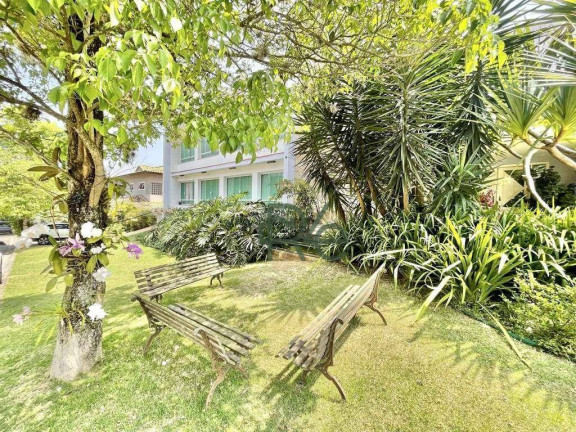 Imagem Casa com 6 Quartos à Venda ou Locação, 1.200 m² em Golf Village - Carapicuíba Imagem Casa com 6 Quartos à Venda ou Locação, 1.200 m² em Golf Village - Carapicuíba