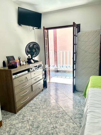 Imagem Casa com 3 Quartos à Venda, 247 m² em Jardim Residencial Dona Santina Paroli Peccinini - Limeira Imagem Casa com 3 Quartos à Venda, 247 m² em Jardim Residencial Dona Santina Paroli Peccinini - Limeira
