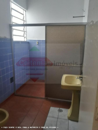Imagem Casa com 3 Quartos à Venda, 161 m² em Centro - Taubaté Imagem Casa com 3 Quartos à Venda, 161 m² em Centro - Taubaté