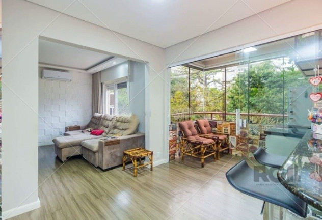 Imagem Apartamento com 3 Quartos à Venda, 221 m² em Teresópolis - Porto Alegre Imagem Apartamento com 3 Quartos à Venda, 221 m² em Teresópolis - Porto Alegre