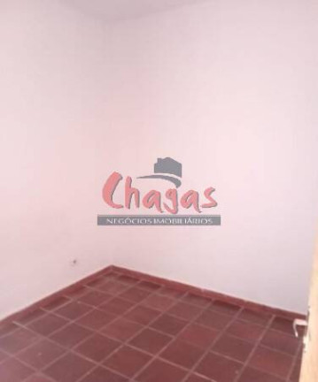 Imagem Casa com 8 Quartos à Venda, 131 m² em Centro - Caraguatatuba Imagem Casa com 8 Quartos à Venda, 131 m² em Centro - Caraguatatuba