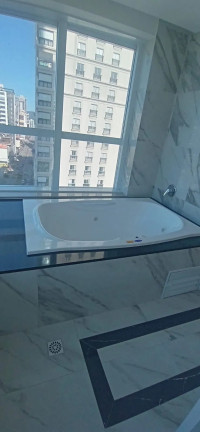 Imagem Apartamento com 4 Quartos à Venda, 254 m² em Meia Praia - Itapema