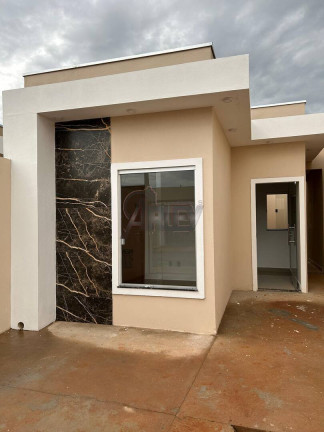 Casa com 3 Quartos à Venda, 50 m² em Delfino Magalhães - Montes Claros