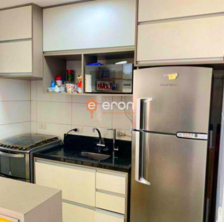 Imagem Apartamento com 2 Quartos à Venda, 70 m²