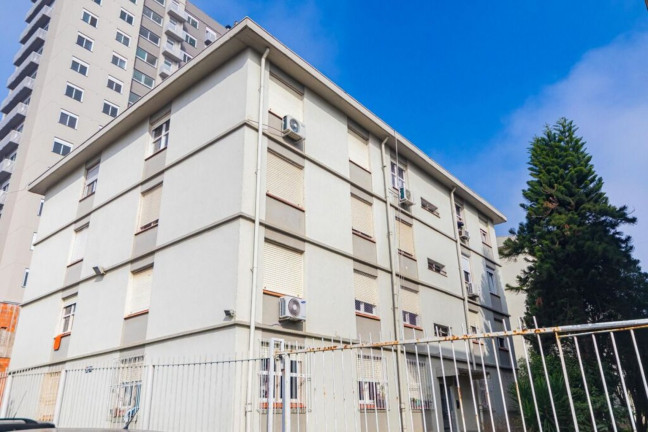 Imóvel com 3 Quartos à Venda, 64 m² em Vila Ipiranga - Porto Alegre
