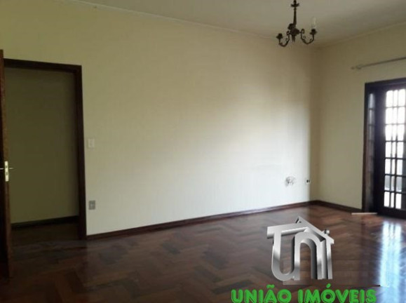 Imagem Casa com 3 Quartos à Venda, 172 m² em Centro - Bragança Paulista