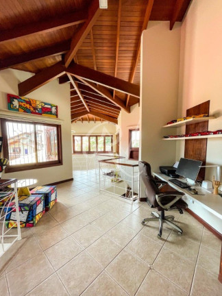 Imagem Sobrado com 4 Quartos à Venda, 460 m² em Indaiá - Caraguatatuba