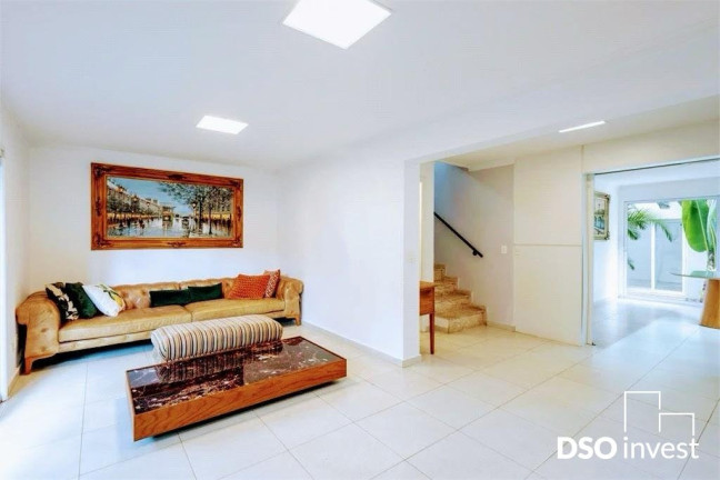Casa com 3 Quartos à Venda, 232 m² em Cidade Monções - São Paulo