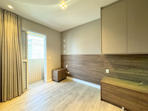 Imagem Apartamento com 2 Quartos à Venda, 91 m² em Gonzaga - Santos