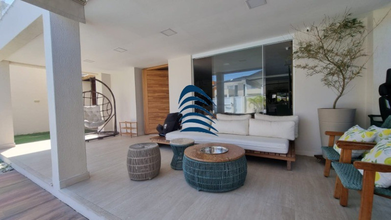 Imagem Casa com 4 Quartos à Venda, 277 m² em Buraquinho - Lauro De Freitas