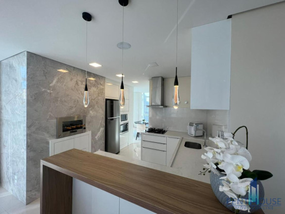 Apartamento com 3 Quartos à Venda, 144 m² em Centro - Balneário Camboriú