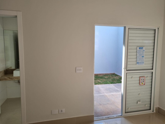 Imagem Casa com 3 Quartos à Venda, 107 m² em Vila Morumbi - Campo Grande Imagem Casa com 3 Quartos à Venda, 107 m² em Vila Morumbi - Campo Grande