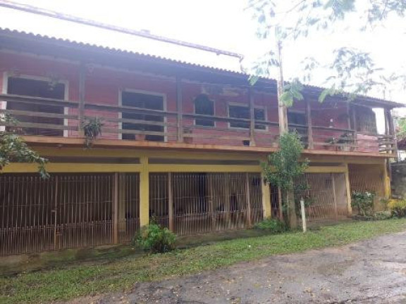 Imóvel com 3 Quartos à Venda, 220 m² em Pouso Alegre - Santa Isabel