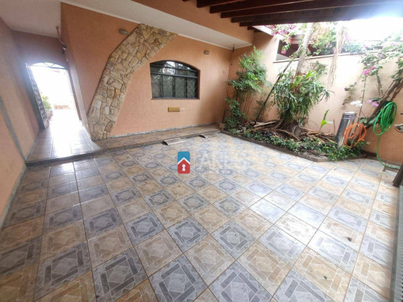 Casa com 3 Quartos à Venda, 208 m² em Parque Novo Mundo - Americana