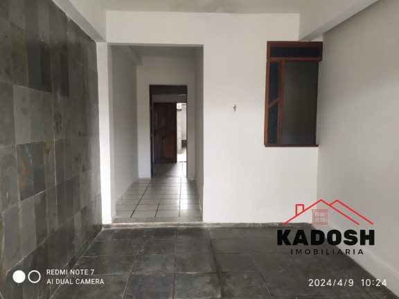 Casa com 4 Quartos à Venda,  em Serraria Brasil - Feira De Santana