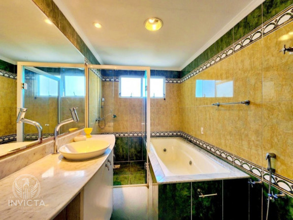 Imagem Apartamento com 3 Quartos à Venda, 170 m² em Centro - Balneário Camboriú Imagem Apartamento com 3 Quartos à Venda, 170 m² em Centro - Balneário Camboriú