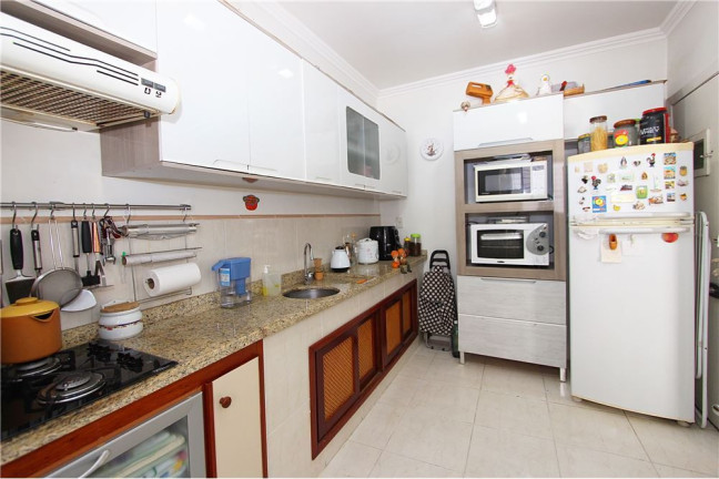 Imagem Imóvel com 2 Quartos à Venda,  em Petrópolis - Porto Alegre