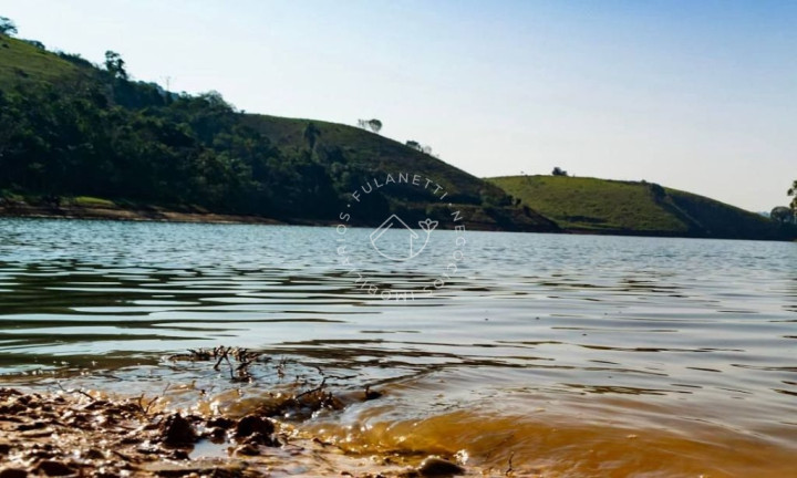Imagem Chácara com 1 Quarto à Venda, 2.000 m² em Pedra Bonita - Igaratá Imagem Chácara com 1 Quarto à Venda, 2.000 m² em Pedra Bonita - Igaratá